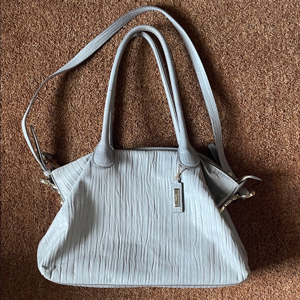 Elegant leather Handbag